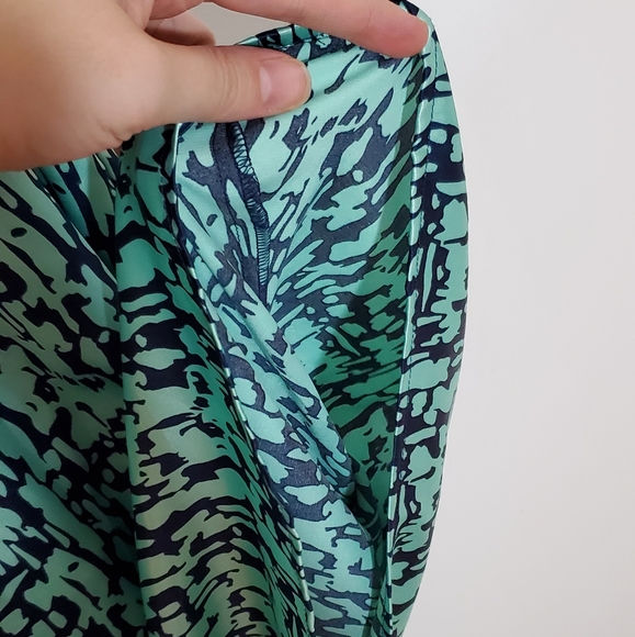 Vertigo Paris Teal Animal Print Casual Dress - Picture 7 of 9